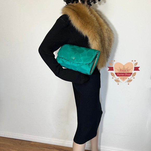 💚Coach Signature Fabric-Nylon Cosmetic Travel Bag💚 - Picture 11 of 16